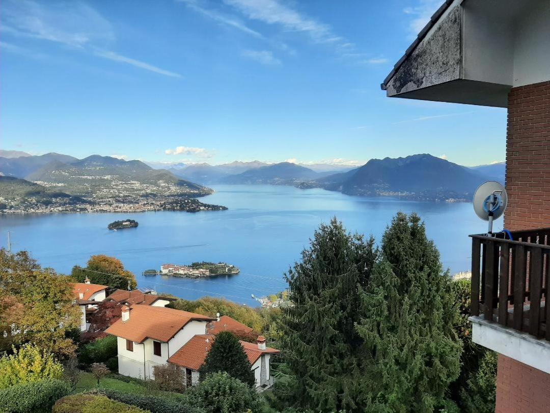 Casa Pinna Levo Di Stresa Exteriör bild